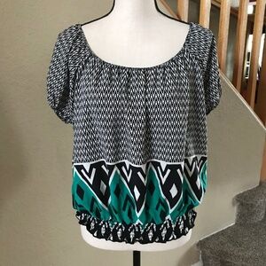 Stylebook Print Short Sleeve Blouse​​